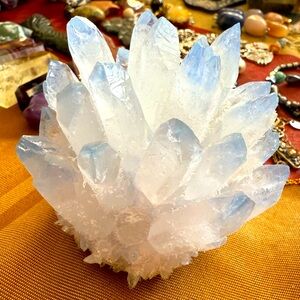 Blue-Tipped White Crystal Cluster Decorative Accent